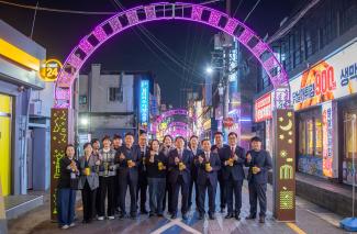 20251106_부산대학로 빛거리 점등식_19.jpg