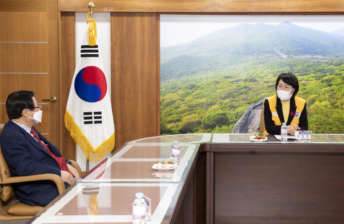 20210201_적십자 특별회비 전달식_3.jpg