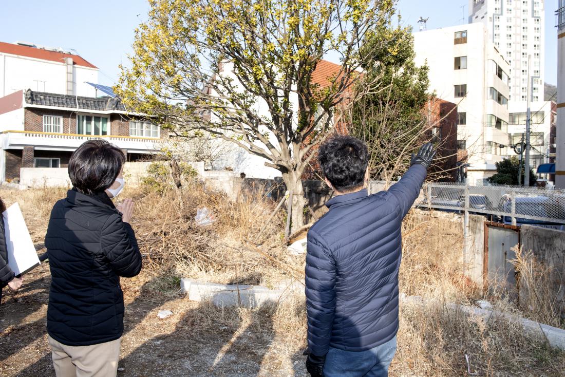 20210216_구.장전3동 주민센터 진입도로 개설 현장 방문_6.jpg