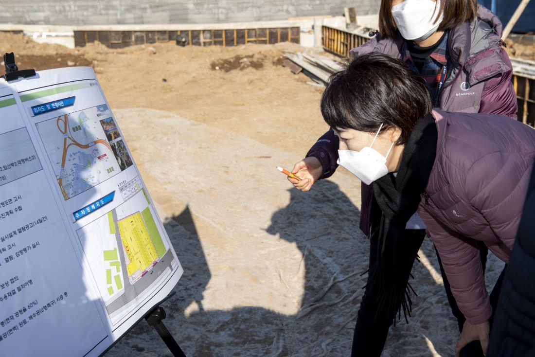 20210218_오륜동 주차장 조성 사업 현장 방문_3.jpg