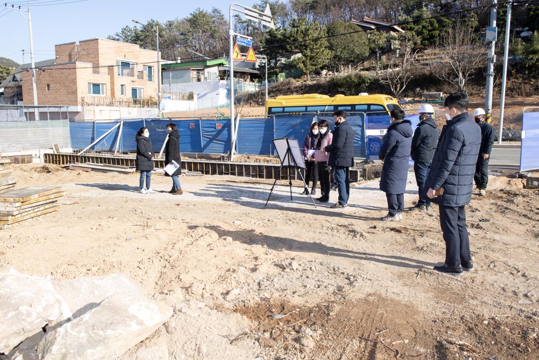20210218_오륜동 주차장 조성 사업 현장 방문_6.jpg