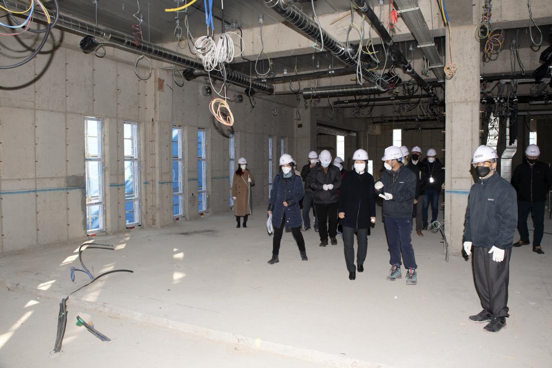 20210219_금샘도서관 건립 현장 방문_11.jpg