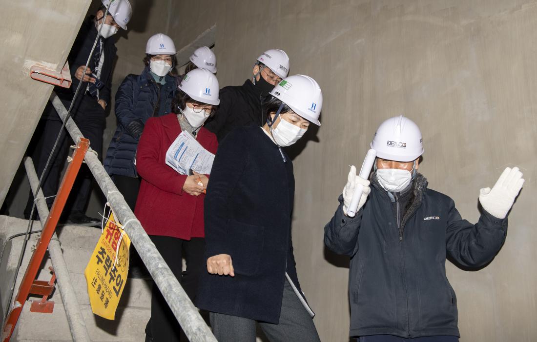 20210219_금샘도서관 건립 현장 방문_12.jpg