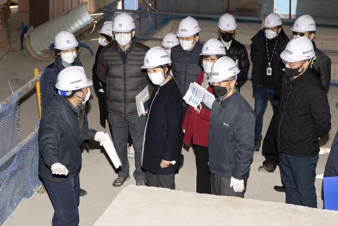 20210219_금샘도서관 건립 현장 방문_8.jpg