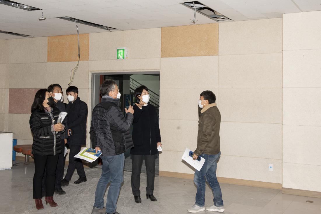 20210219_문화회관 생활문화관 리모델링 사업 현장 방문_5.jpg