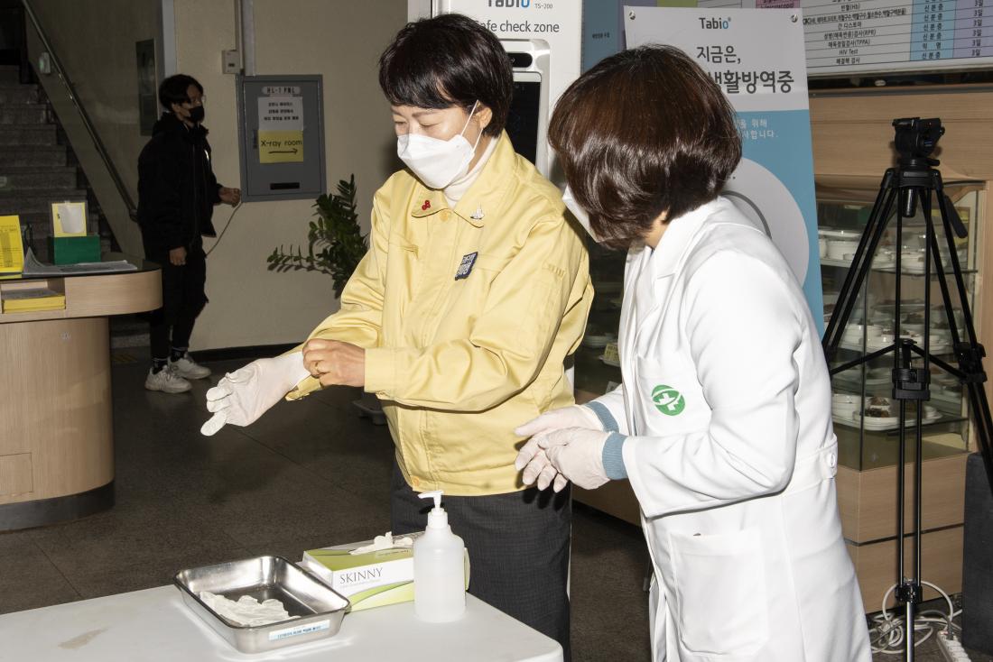 20210225_코로나19 백신 도착_2.jpg
