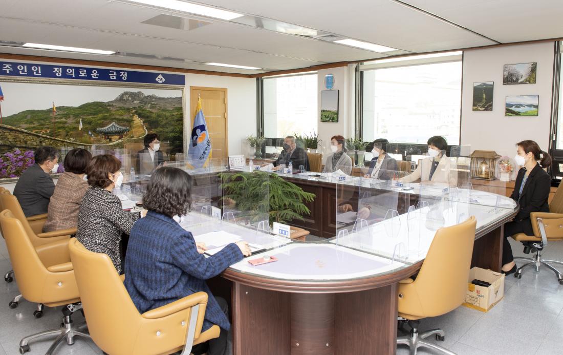 20210323_의료급여 심의 위원회 및 위촉장 수여_8.jpg