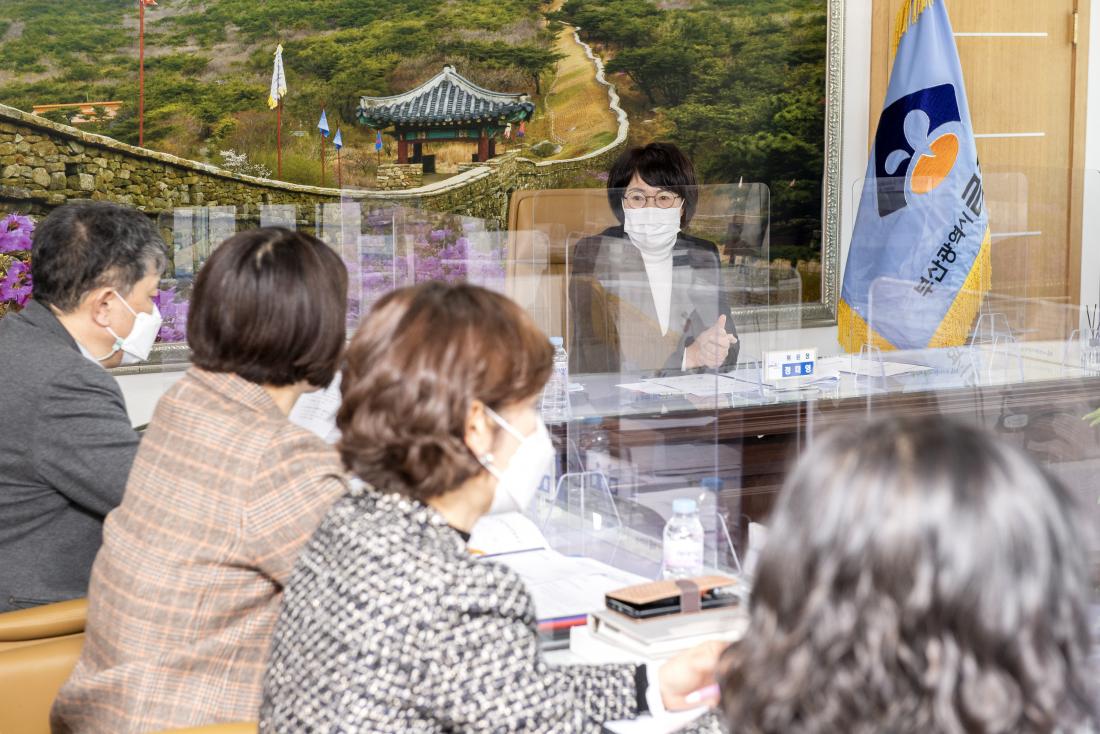 20210323_의료급여 심의 위원회 및 위촉장 수여_10.jpg