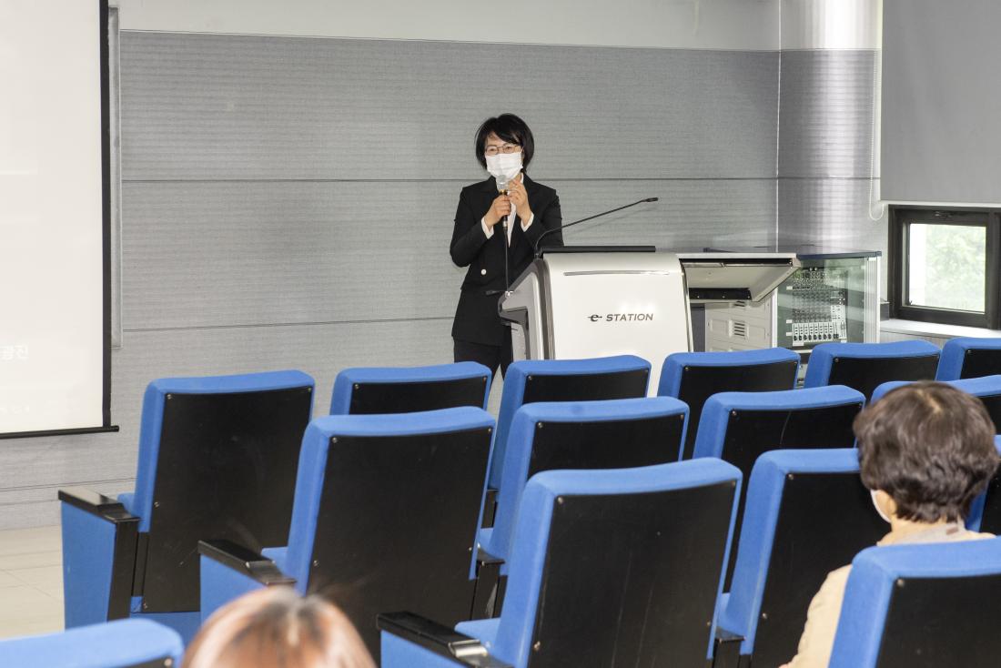 20210423_금샘반디 진로체험지원단 진로코칭 4차산업 특강_3.jpg