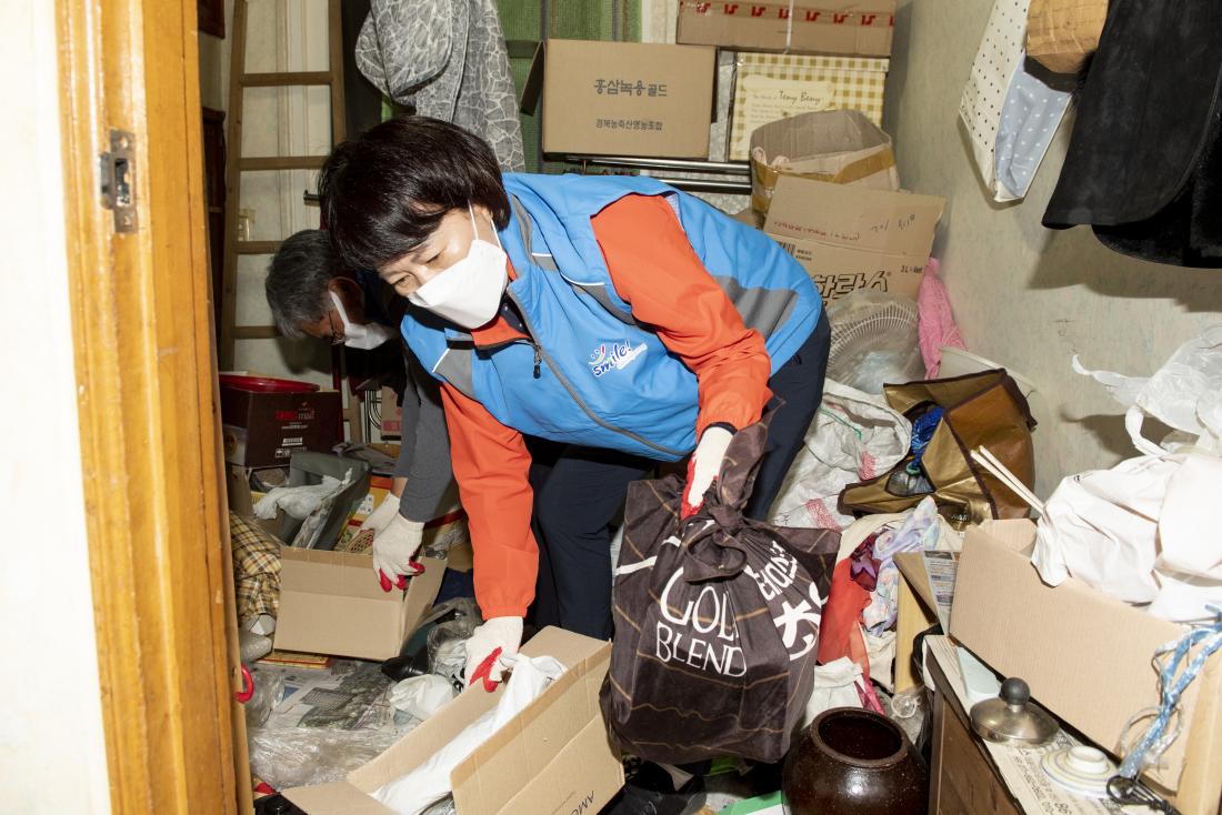 20210513_저장강박 가구 현장방문_5.jpg