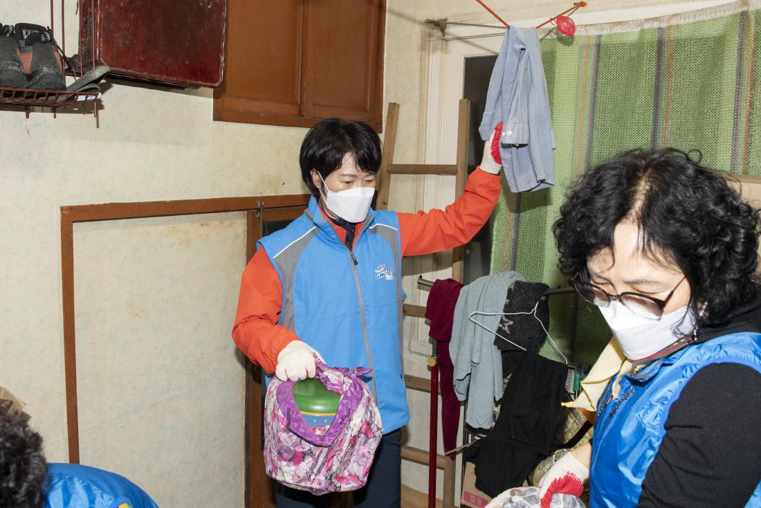20210513_저장강박 가구 현장방문_13.jpg