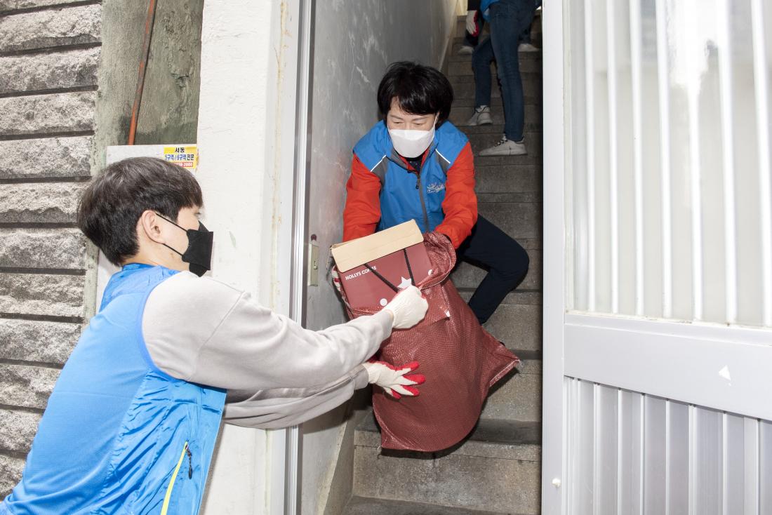 20210513_저장강박 가구 현장방문_25.jpg