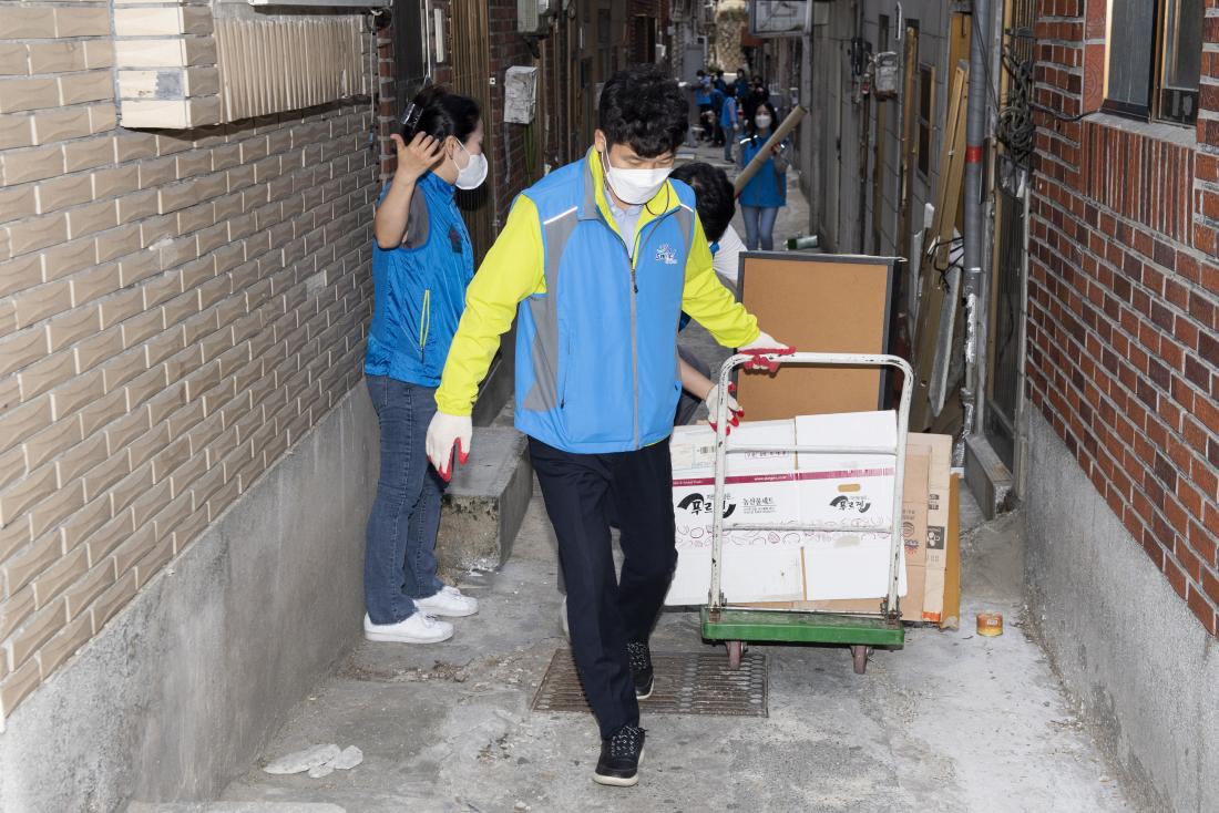 20210513_저장강박 가구 현장방문_32.jpg