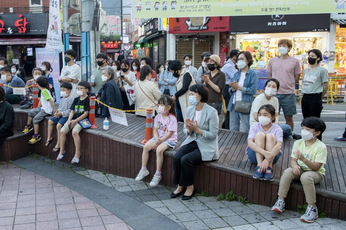 20210607_불금 버스킹_7.jpg