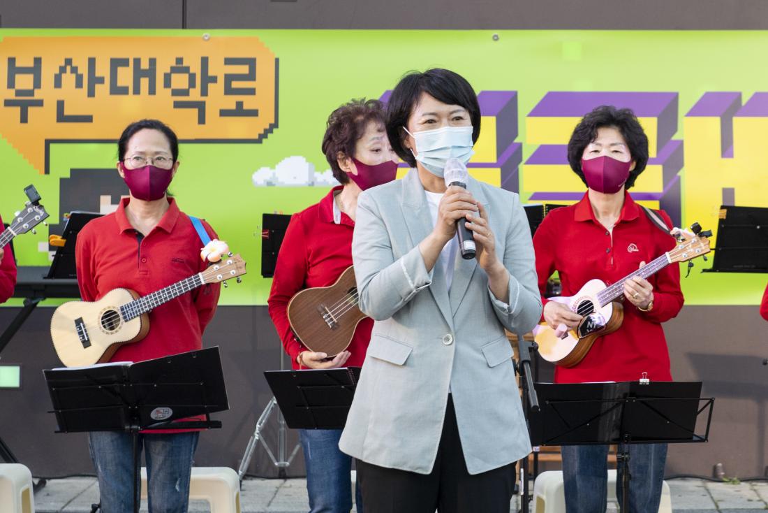 20210607_불금 버스킹_3.jpg