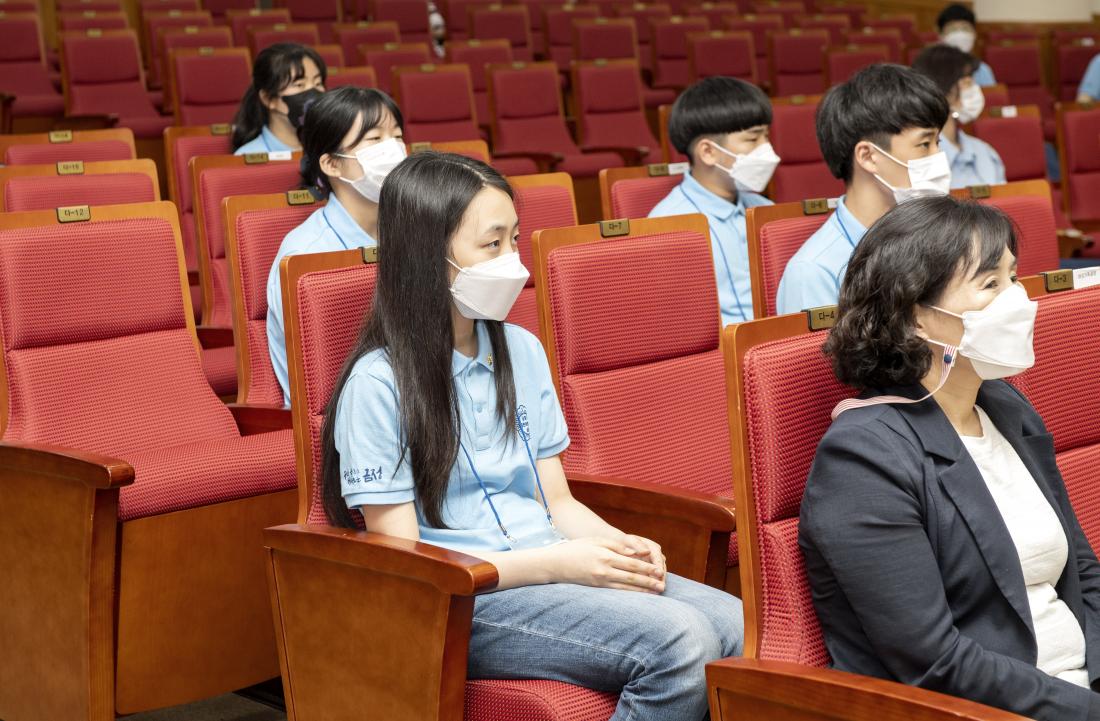 20210605_어린이 청소년 의회 의원 위촉식 및 워크숍_22.jpg