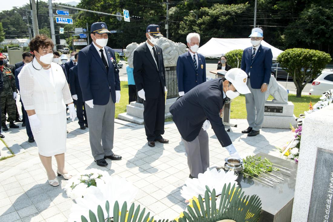 20210606_현충일 추념 행사_9.jpg