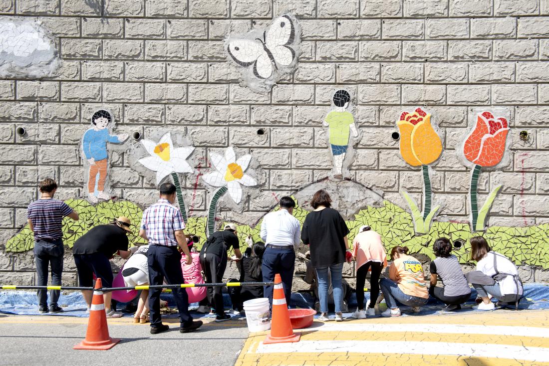 20210609_서명초 옹벽개선 현장 방문_28.jpg
