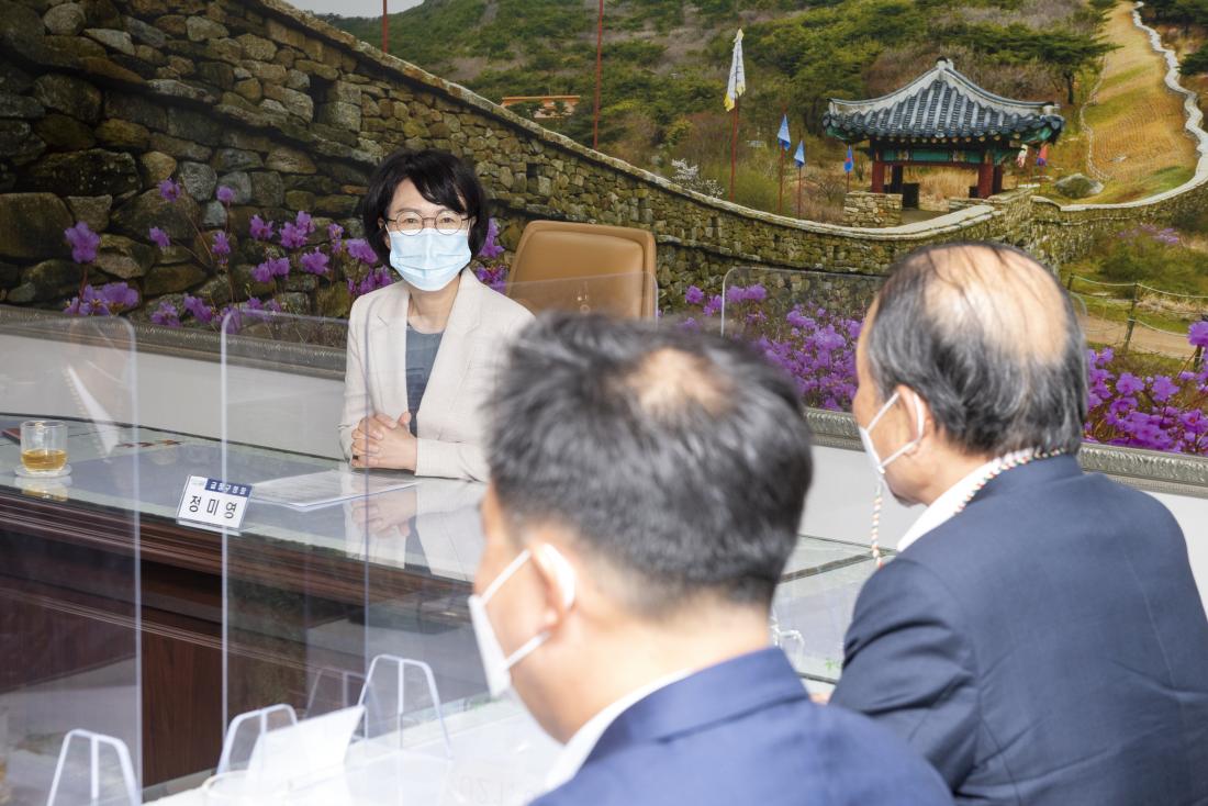 20210624_삼한골든뷰 공립 어린이집 무상 사용 협약 체결식_4.jpg