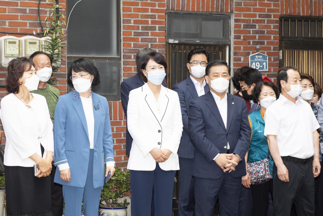 20210628_서명초 옹벽 개선 사업 제막식_6.jpg
