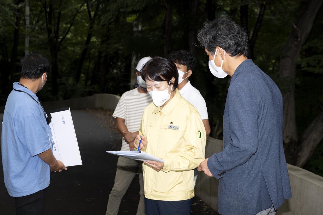 20210902_상마마을 누리길 조성 현장 방문_2.jpg