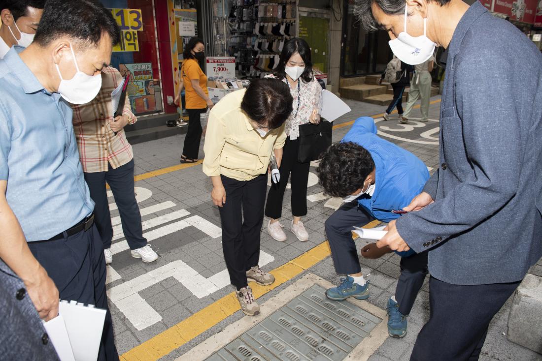 20210913_역점사업 현장방문-부산대 젊음의 거리 일원 보행환경 개선_6.jpg