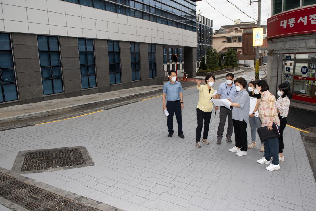20210913_역점사업 현장방문-대동대학교 통학로 특화거리 조성_6.jpg