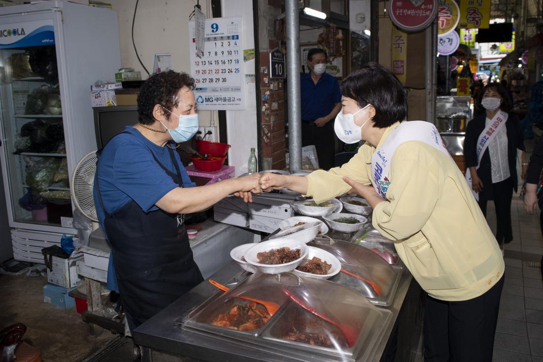 20210916_추석맞이 전통시장 방문_6.jpg