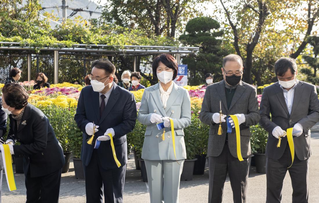 20211101_제3회 금정국화축제_14.jpg