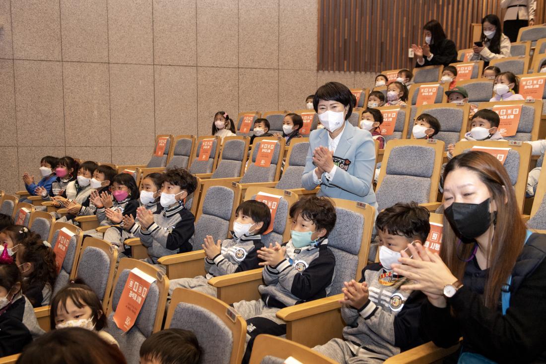 20211119_가족뮤지컬 꼬마버스 타요_18.jpg