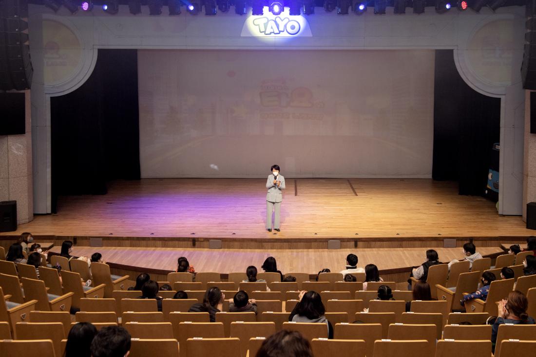 20211119_꼬마버스타요 공연 3회차_11.jpg
