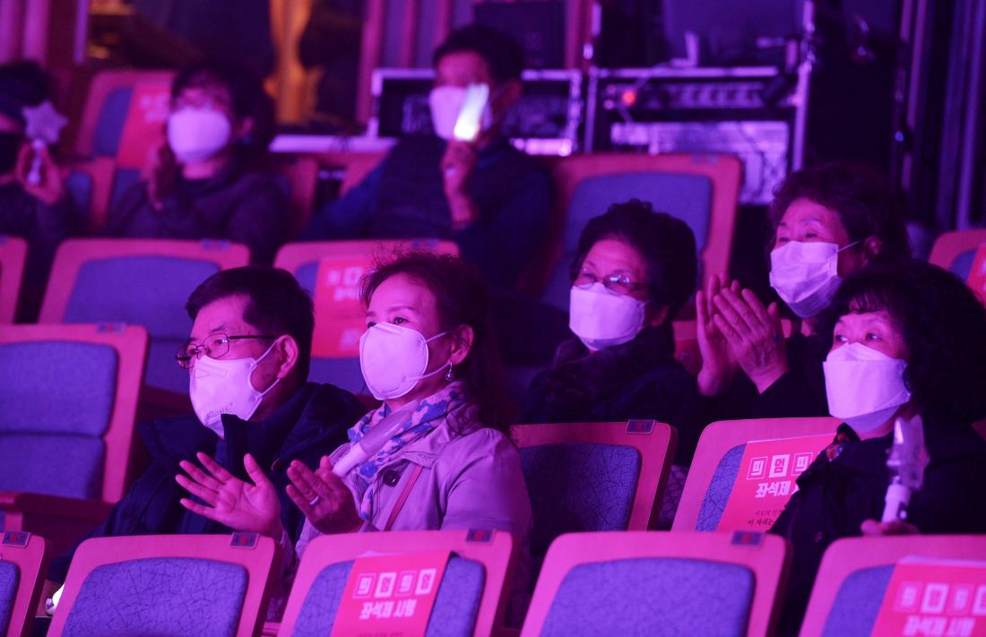 20211121_가족공연예술제 실버스타 콘서트_27.jpg