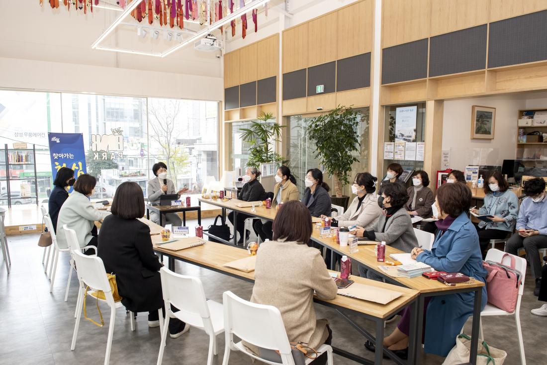 20211122_허심탄회 소통 간담회 -사립작은 도서관_5.jpg