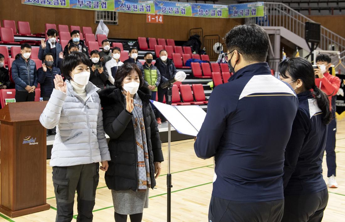 20211205_제28회 금정구청장기 배드민턴 대회 및 시상식_6.jpg