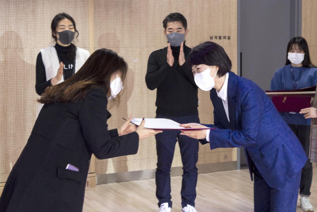 20211210_금정예술대학 수료식_18.jpg