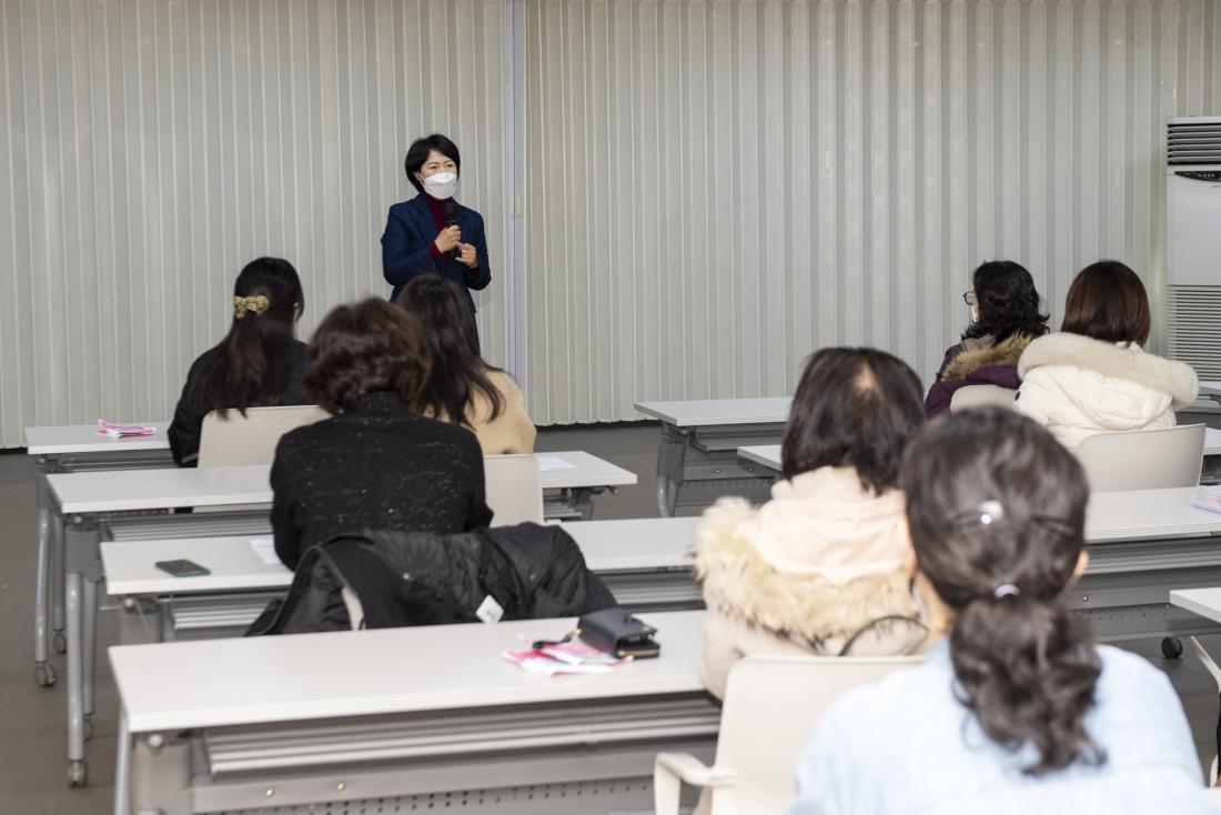 20211222_지역아동센터 아동복지교사 오리엔테이션_7.jpg