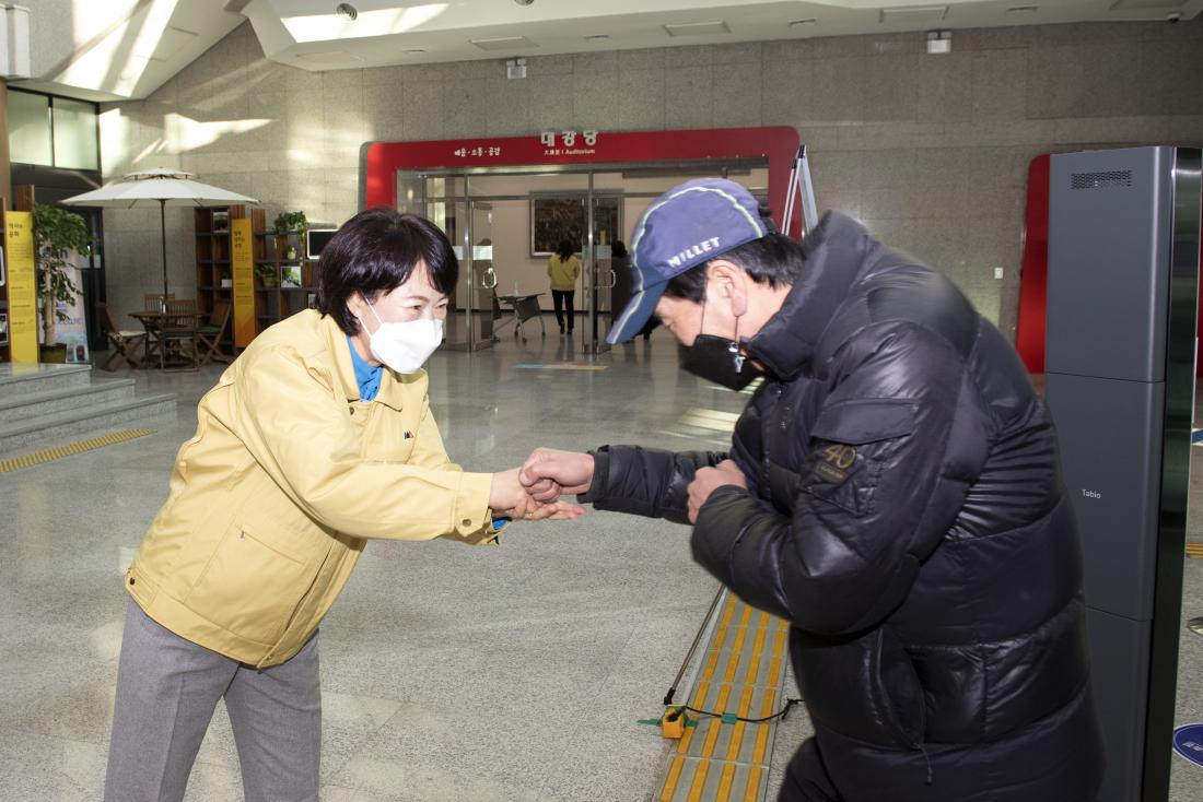 20220103_신년맞이 직원과의 인사_7.jpg