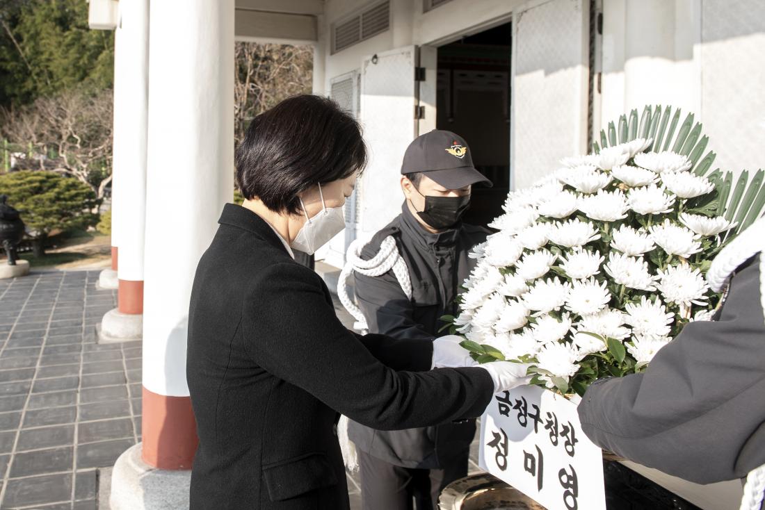 20220104_충렬사 참배_16.jpg