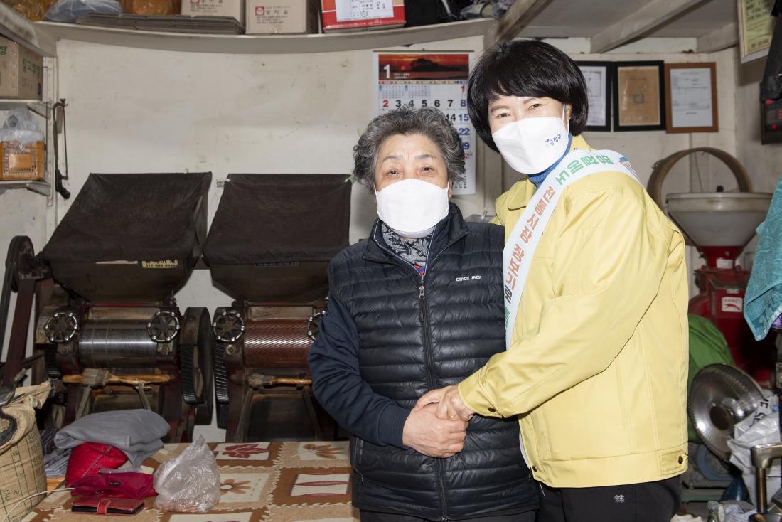 20220125_설맞이 전통시장 방문_12.jpg
