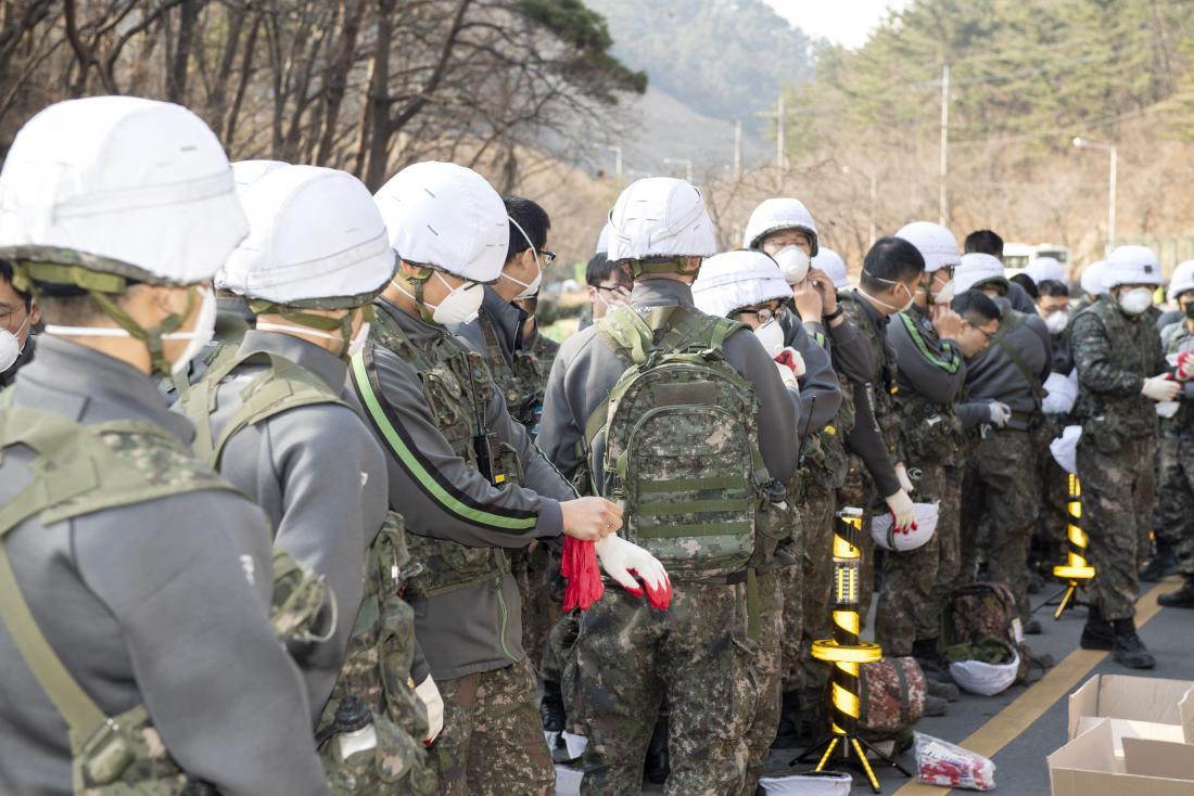 20220308_아홉산 산불 진압_18.jpg
