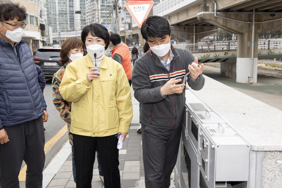 20220317_주민과의 대화 건의사항 현장 방문-장전1동_10.jpg