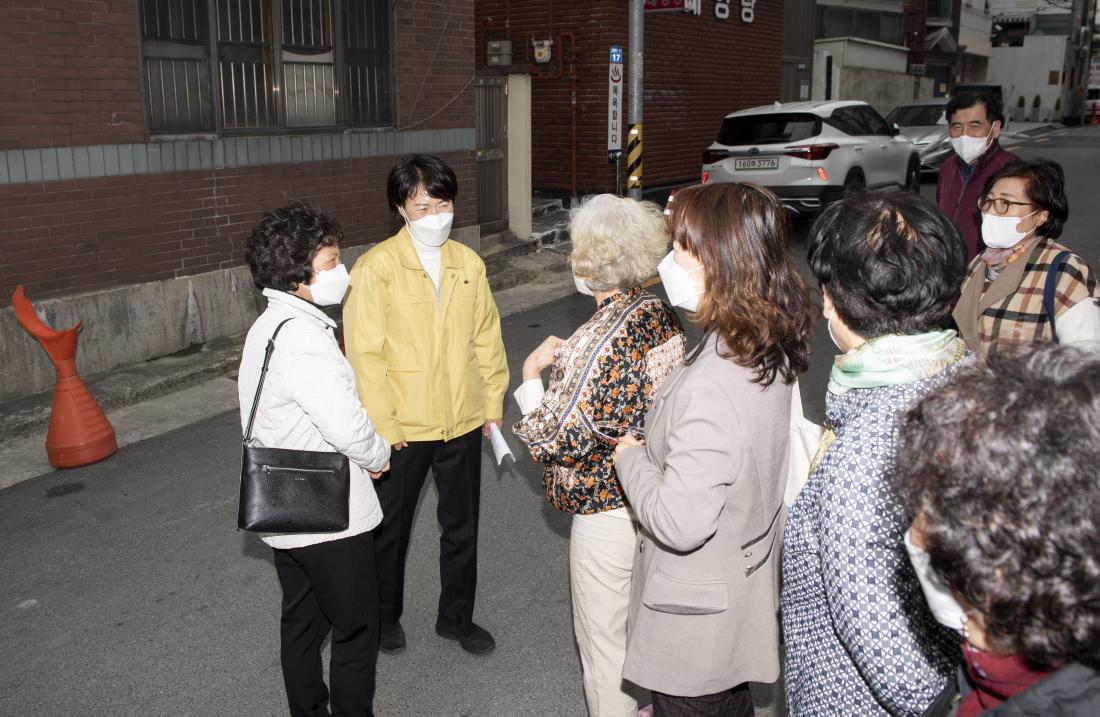 20220317_주민과의 대화 건의사항 현장 방문-장전2동_14.jpg