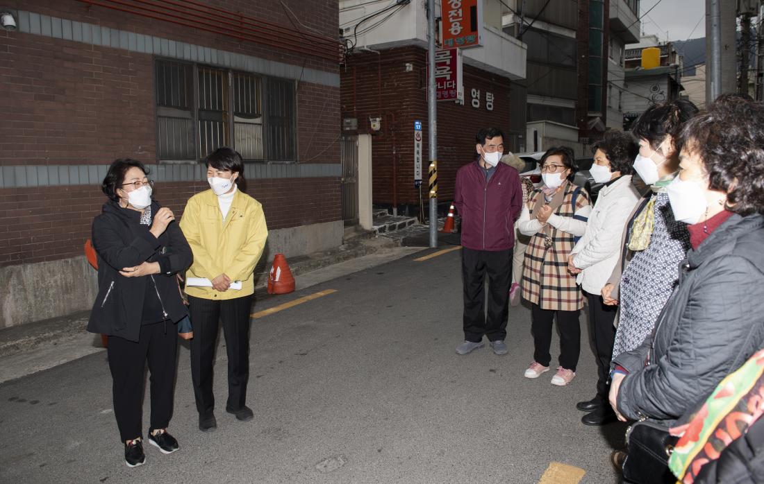 20220317_주민과의 대화 건의사항 현장 방문-장전2동_15.jpg