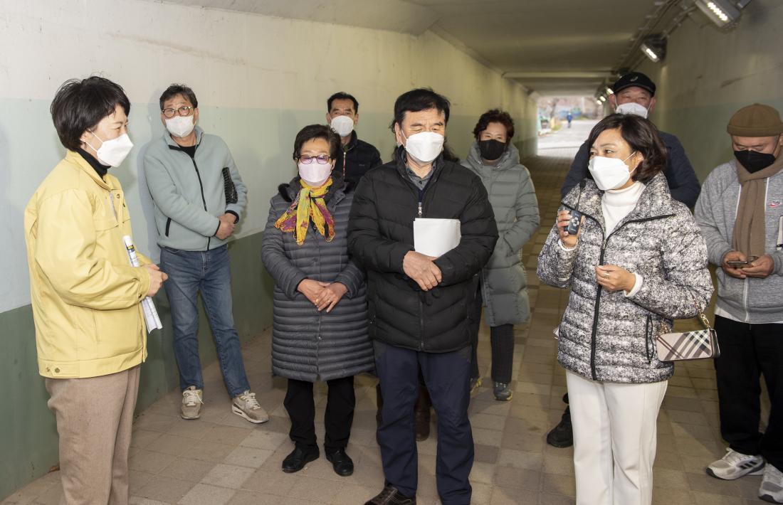 20220318_주민과의 대화 건의사항 현장 방문(부곡3동)_19.jpg