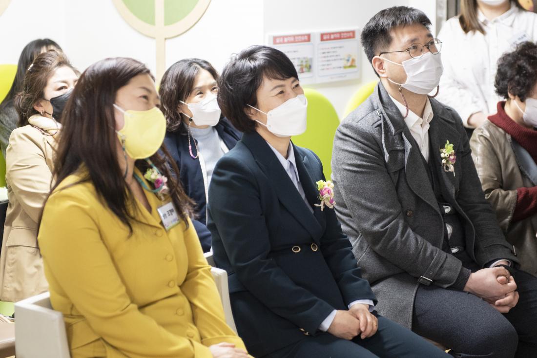 20220324_공립 두산위브 어린이집 개원식_20.jpg