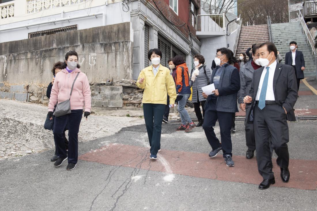 20220325_주민과의 대화 건의사항 현장 방문(부곡1동)_16.jpg