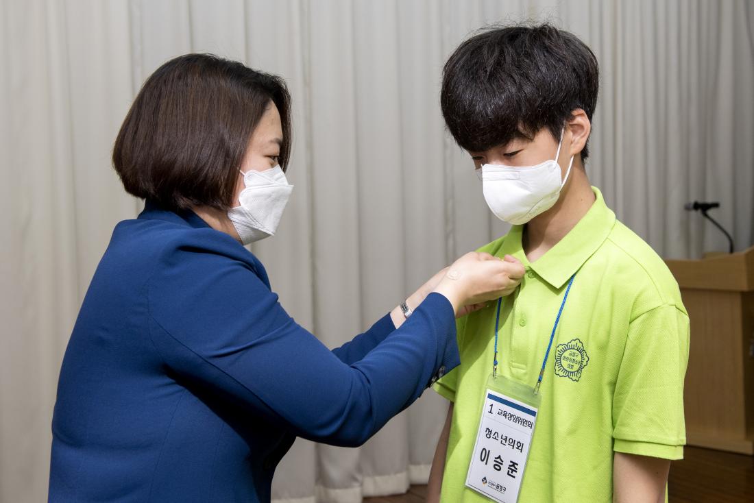 20220514_금정구 어린이 청소년의회 의원 위촉식_48.jpg