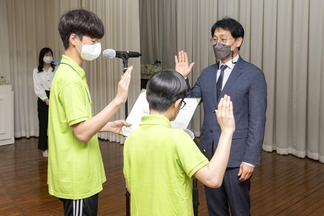 20220514_금정구 어린이 청소년의회 의원 위촉식_56.jpg
