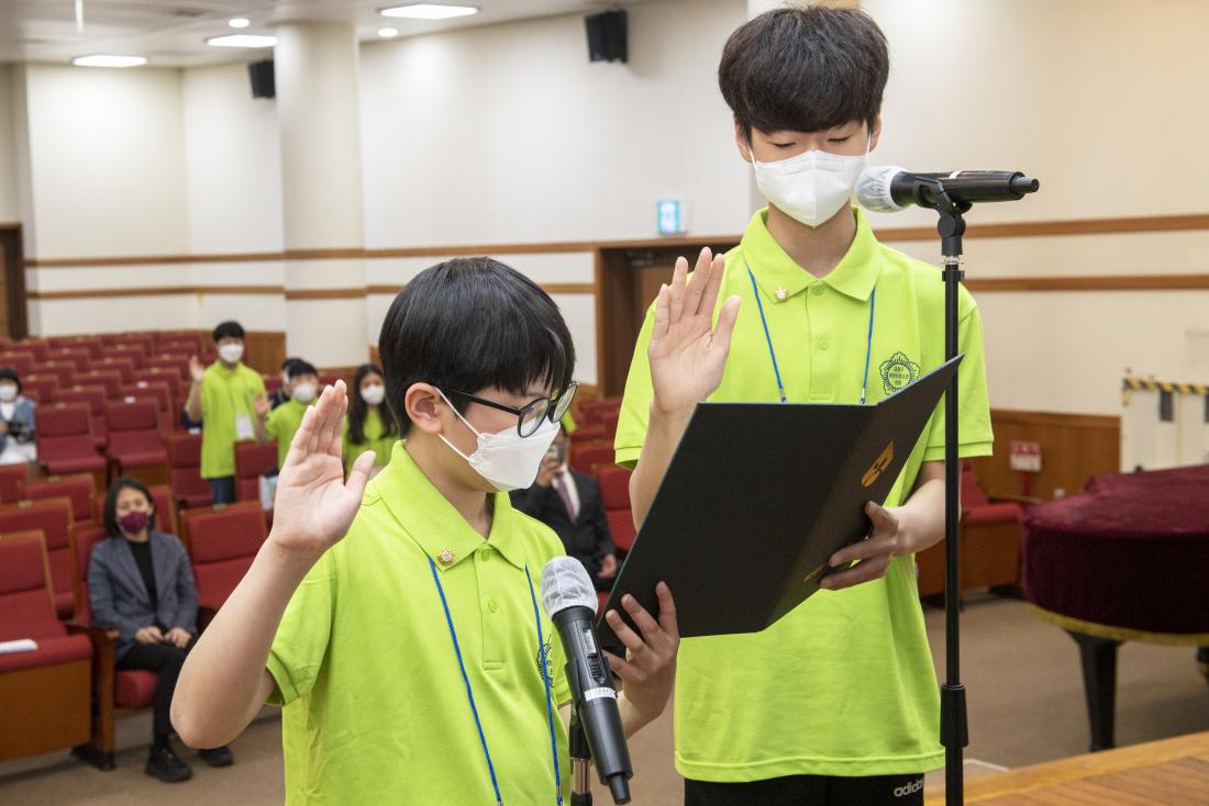 20220514_금정구 어린이 청소년의회 의원 위촉식_58.jpg