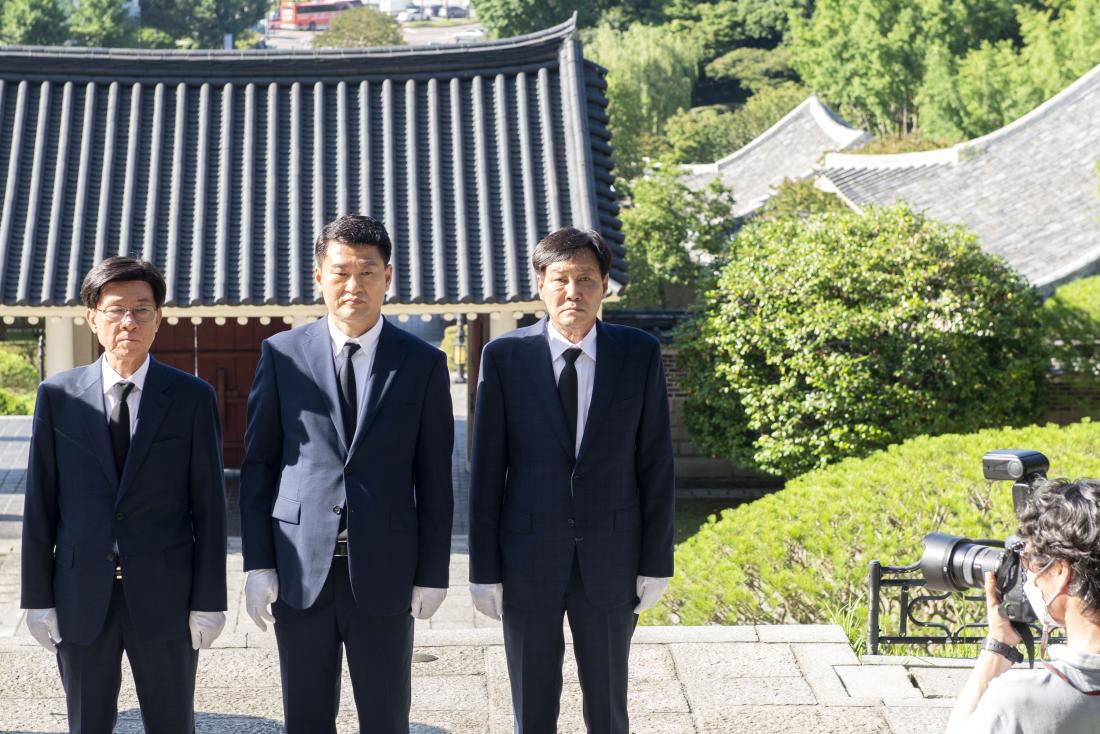 20220701_민선8기 김재윤 금정구청장 충렬사 참배_9.jpg